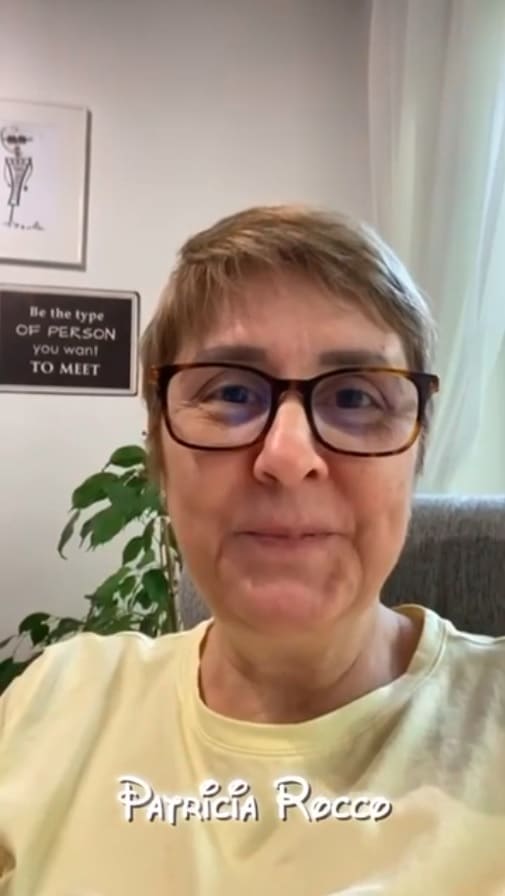 Depoimento em vídeo da psicóloga Patrícia R. sobre a transformação profunda na Classe O Fundamento com Débora Bica